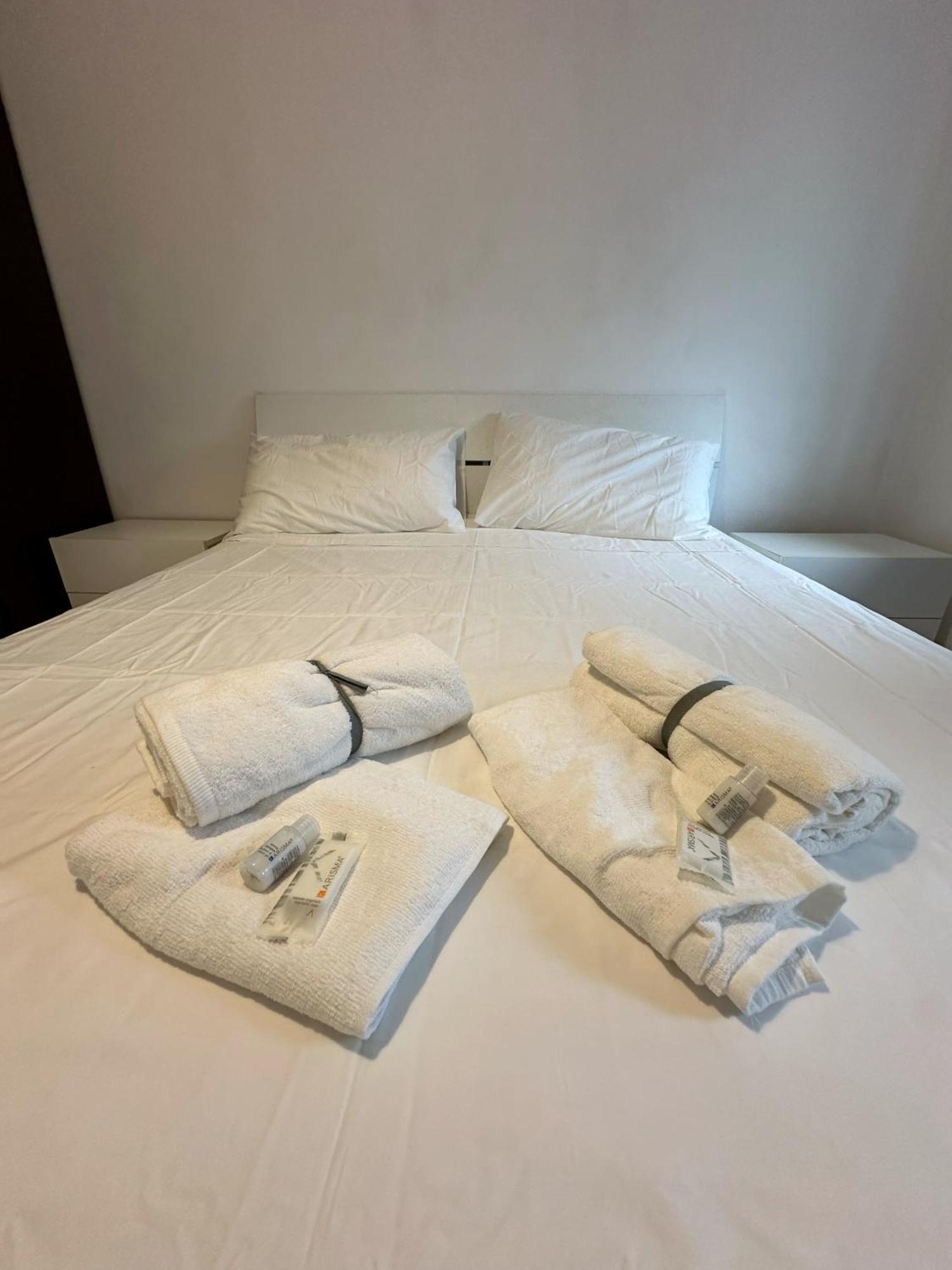 Affittacamere Torino - Private Rooms - H24 Self Check-In Pokoj fotografie